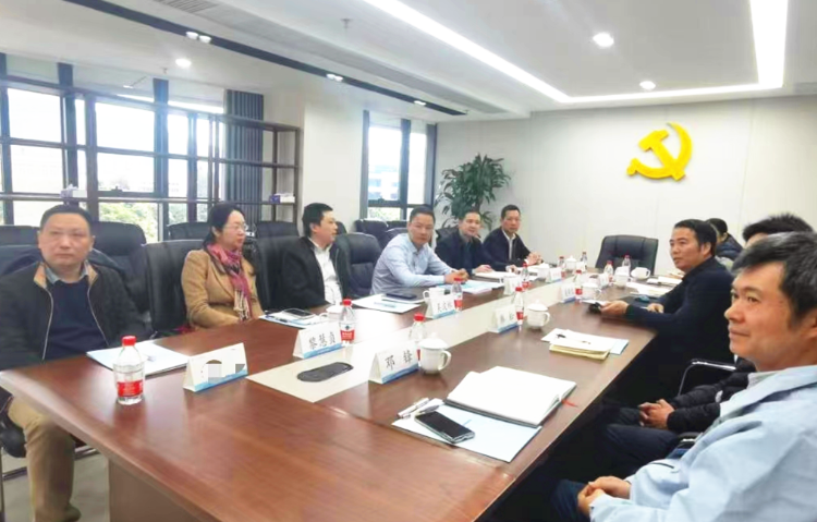 成人av
邱楠副局长率队到省药检所调研指导工作