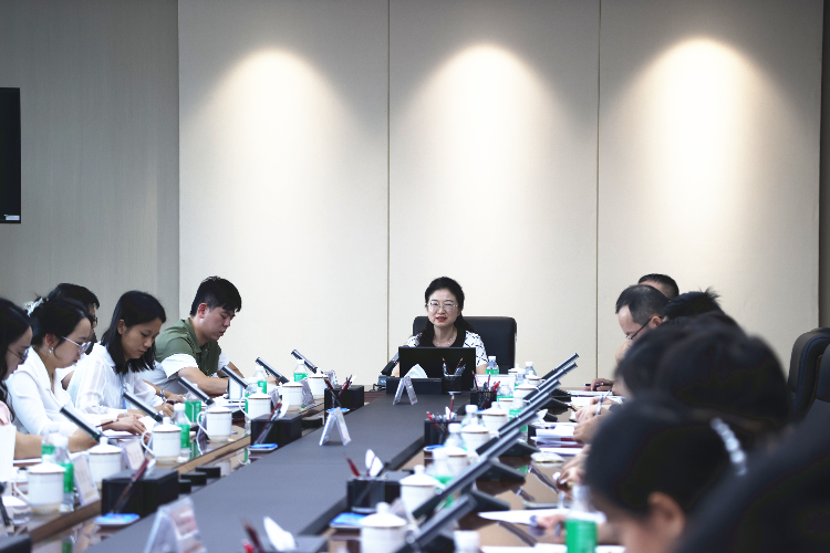 成人av
召开成人av
团员青年学习贯彻<br/>党的二十届三中全会精神交流座谈会