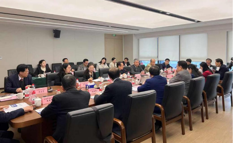 成人av
参加港澳已上市传统口服中成药内地注册上市座谈交流会